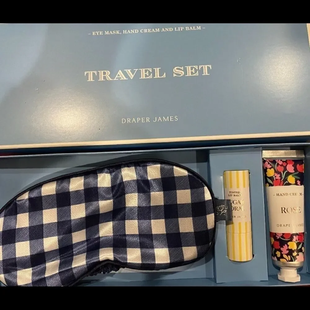 Bundle DraperJamesNWT Sleeping Set Face mask IPsY